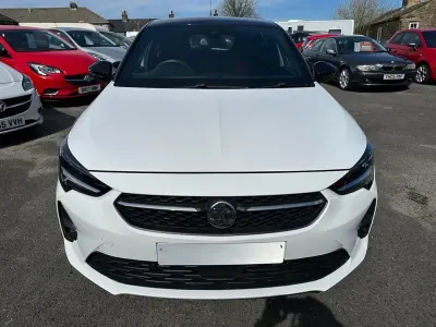 Gebraucht Vauxhall Corsa Edition 100 PS (73 kW) 2022 Weiß Kleinwagen