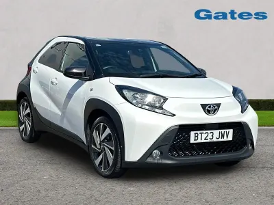 Used Toyota Aygo X 72 HP (52 kW) 2023 White SUV