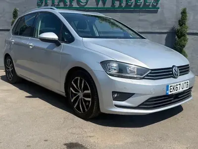 Used VW Golf VII SE 125 HP (91 kW) 2017 Hatchback