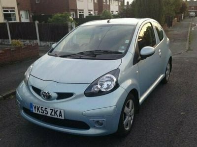 Used Toyota Aygo 67 HP (49 kW) 2005 Hatchback