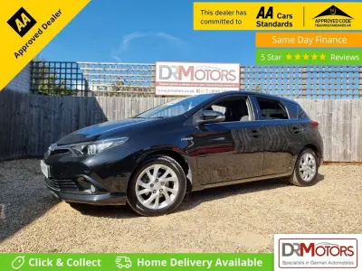 Used Toyota Auris Hybrid