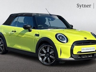 Usado Mini Cooper Exclusive 134 CV (98 kW) 2022 Amarillo Utilitario