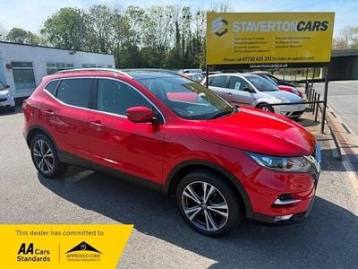 Used Nissan Qashqai N-Connecta 140 HP (102 kW) 2021 Red SUV