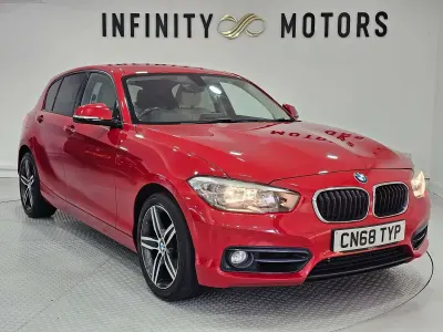 Used BMW 118 Sport Line 2018 Red Hatchback