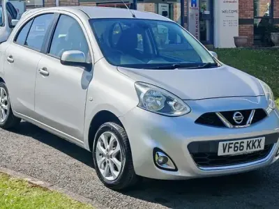 Usado Nissan Micra Acenta 2017 Plateado Utilitario