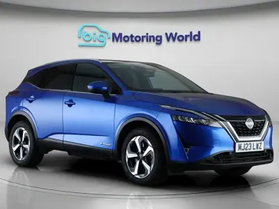 Używany Nissan Qashqai N-Connecta 190 KM (139 kW) 2023 Niebieski SUV