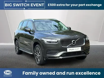Gebraucht Volvo XC90 Momentum 250 PS (183 kW) 2022 Grau SUV