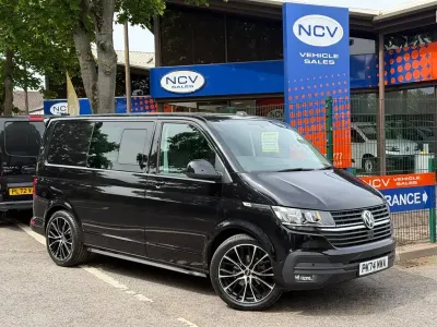Begagnad VW Transporter Highline 2024 Svart Van