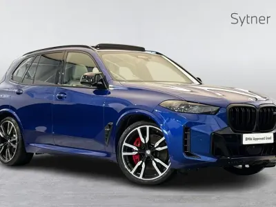 Begagnad BMW X5 M Sport 523 HK (384 kW) 2024 Blå SUV
