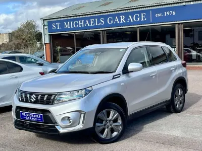 Second-hand Suzuki Vitara SZ-T 129 CP (94 kW) 2023 Argintiu SUV