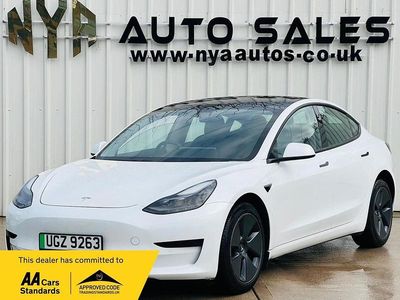 White Used 2021 Tesla Model 3 Standard Range Plus Sedan | £17,499 (Fair price)