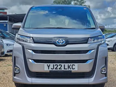 Used Toyota Noah 2022 Silver MPV