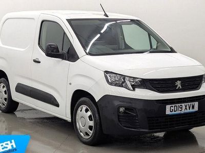 White Used 2019 Peugeot Partner MPV | £7,490 (Fair price)