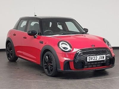 Usado Mini Cooper Sport 136 HP (100 kW) 2022 Vermelho Citadino