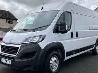 Second-hand Peugeot Boxer Premium 140 CP (102 kW) 2023 Van