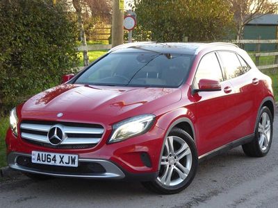 Used Mercedes GLA200 Premium 136 HP (100 kW) 2014 Red SUV