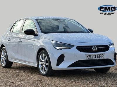 Used Vauxhall Corsa Design Edition 100 HP (73 kW) 2023 White Hatchback