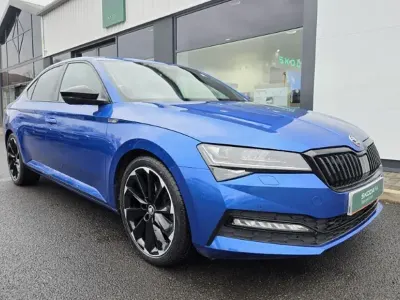 Used Skoda Superb SportlinePlus 190 HP (139 kW) 2023 Blue Hatchback