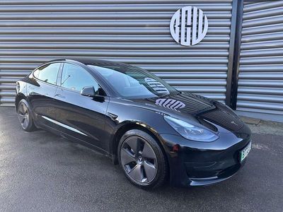 Black Used 2022 Tesla Model 3 RWD Sedan | £16,500 (Fair price)