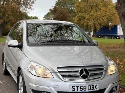 Mercedes B180