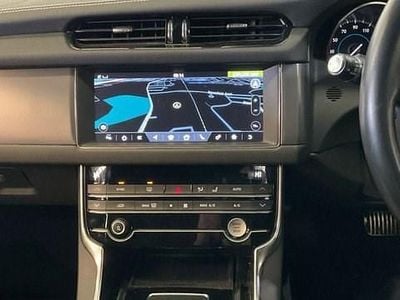 Used Jaguar XF Sportbrake R-Sport 250 HP (183 kW) 2019 Black Estate