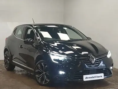Used Renault Clio V Version S 90 HP (66 kW) 2021 Black Hatchback