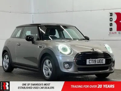 Used Mini Cooper Classic 136 HP (100 kW) 2019 Silver Hatchback