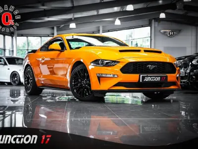 Used Ford Mustang Fastback 310 HP (228 kW) 2020 Orange Coupe