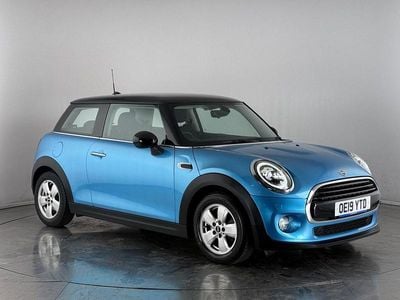 Blue Used 2019 Mini Cooper Classic Hatchback | £10,100 (Good price)