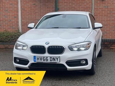 Used BMW 118 Sport Line 2016 White Hatchback