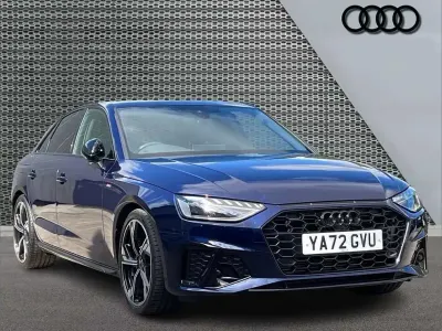 Używany Audi A4 Black Edition 147 KM (108 kW) 2023 Niebieski Sedan/Limuzyna