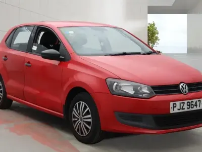 Used VW Polo S 59 HP (43 kW) 2010 Red Hatchback