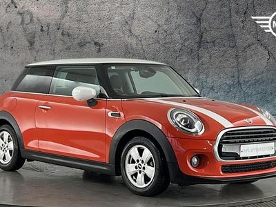 Used Mini Cooper Classic 134 HP (98 kW) 2019 Orange Hatchback
