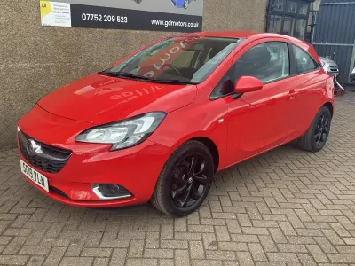 Usado Vauxhall Corsa SRi 90 HP (66 kW) 2019 Vermelho Citadino