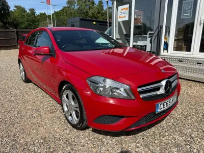 Used Mercedes A180 Sport Edition 122 HP (89 kW) 2015 Red Hatchback