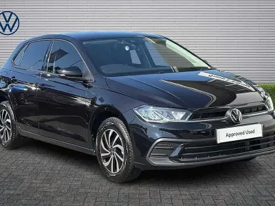 Used VW Polo Life 95 HP (69 kW) 2023 Black Hatchback