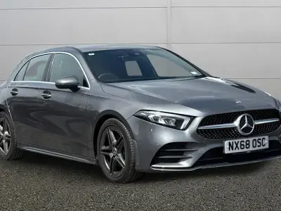 Begagnad Mercedes A200 AMG line 163 HK (119 kW) 2020 Halvkombi