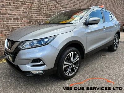 Used Nissan Qashqai N-Connecta 110 HP (80 kW) 2018 Silver SUV