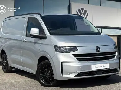 Begagnad VW Transporter Pro 2025 Grå Van