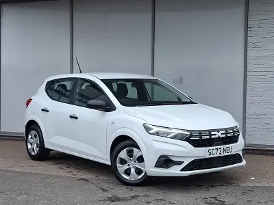 Begagnad Dacia Sandero Essentiel 91 HK (66 kW) 2024 Vit Halvkombi