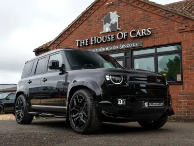 New Land Rover Defender SE Dynamic 2026 Black SUV