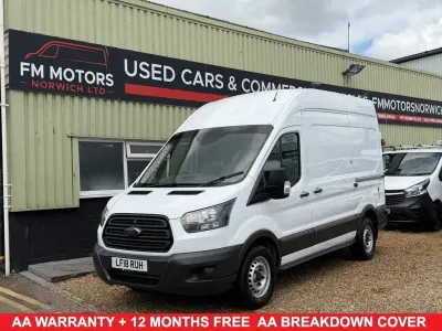 Usado Ford Transit 130 HP (95 kW) 2018 Branco Van