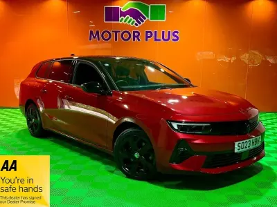 Used Vauxhall Astra S 130 HP (95 kW) 2023 Red Estate