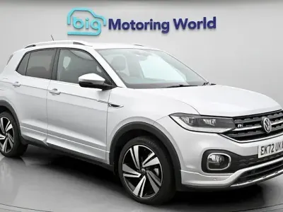 Usado VW T-Cross R-line 110 HP (80 kW) 2024 SUV
