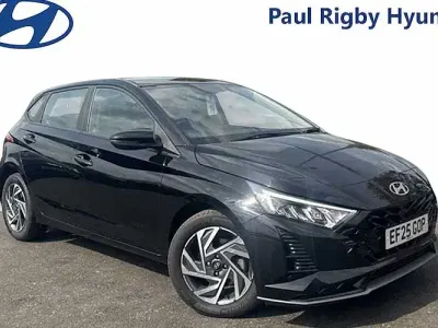 Used Hyundai i20 Advanced 101 HP (74 kW) 2025 Black Hatchback