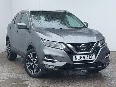 Used Nissan Qashqai N-Connecta 160 HP (117 kW) 2019 Grey SUV
