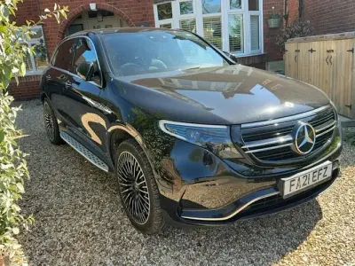 Usado Mercedes EQC400 AMG Line Premium 300 kW (408 HP) 2023 SUV