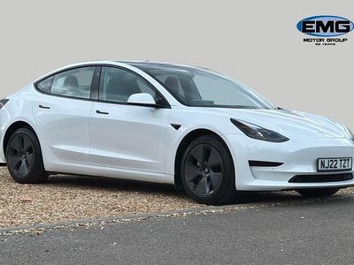 White Used 2022 Tesla Model 3 Standard Range Sedan | £19,190 (Fair price)