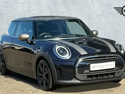 Used Mini Cooper Exclusive 134 HP (98 kW) 2023 Black Hatchback