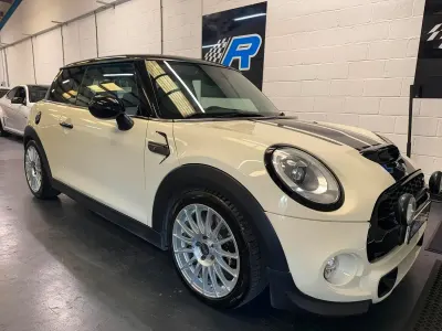 Used Mini Cooper S Hatch 279 HP (205 kW) 2017 White Hatchback